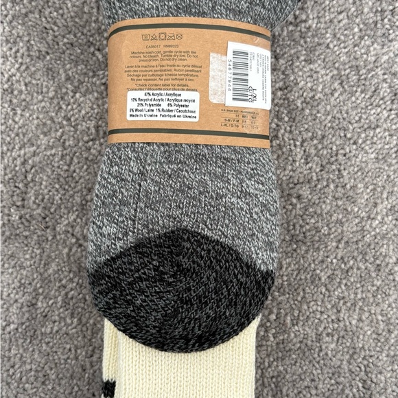 L/XL Roots Socks - Picture 2 of 2